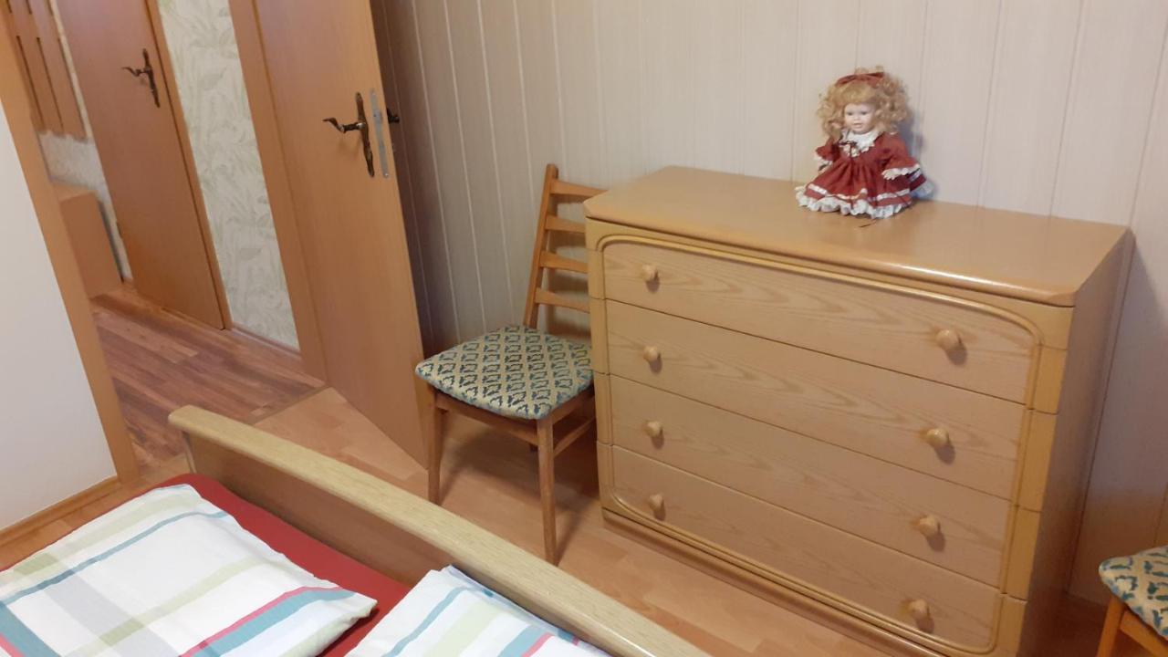 Familienurlaub In Ostfriesland Fuer Max 7 Pers In 2 Wohnungen, Auch Einzeln Wohnungen Utarp Eksteriør bilde